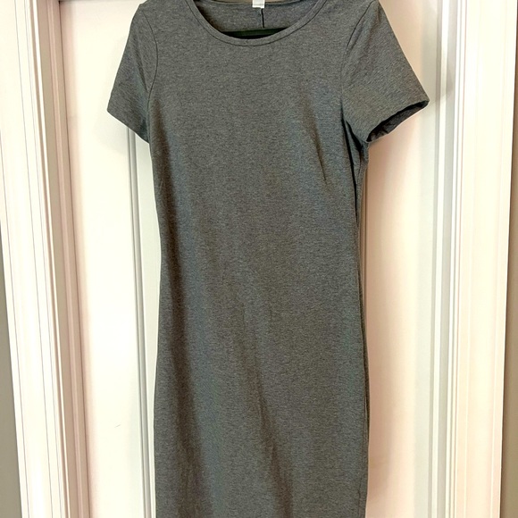 Old Navy medium weight fitted T-shirt dress, M Tall - Picture 4 of 7